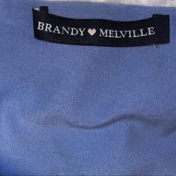 (SOLD)Brandy Melville Gina Top - Picture 4 of 6